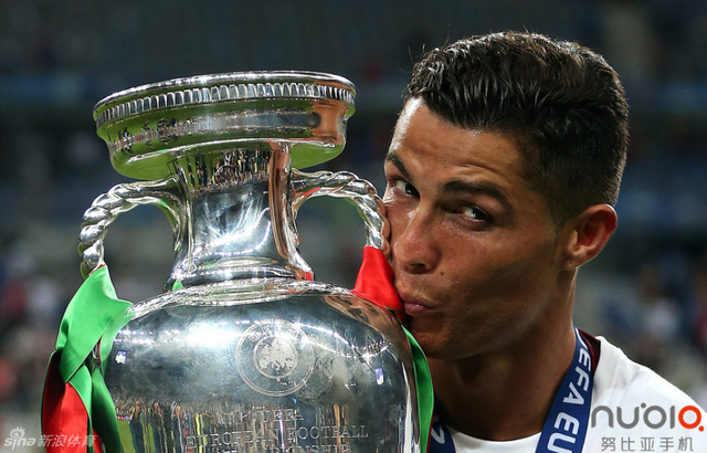 荣誉-随葡萄牙称霸欧洲