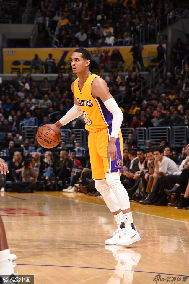 克拉克森带球突破