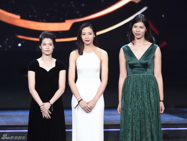 美丽的女排姑娘