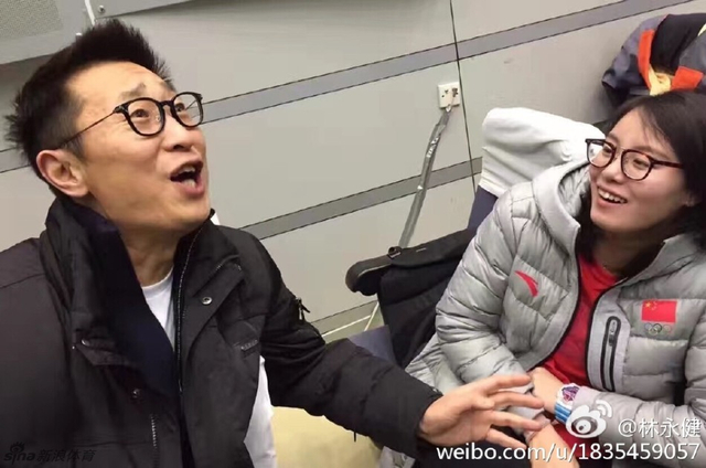聊得很嗨