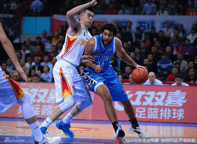 杰瑞特内线单打