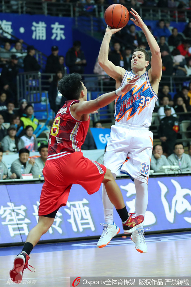 弗雷戴特三分出手