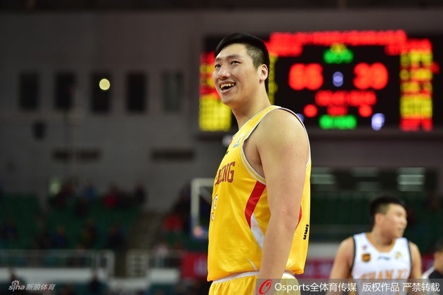 唐正东笑得很开心