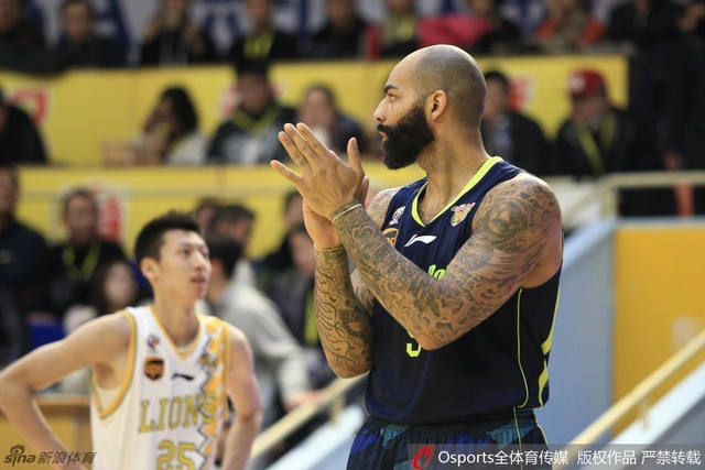 布泽尔摩拳擦掌