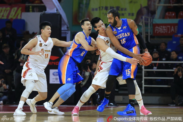 八一VS四川 哈达迪持球