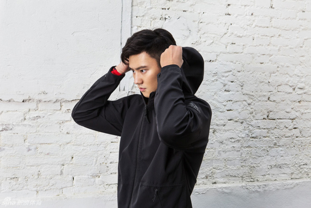 宁泽涛联手惠若琪拍广告大片