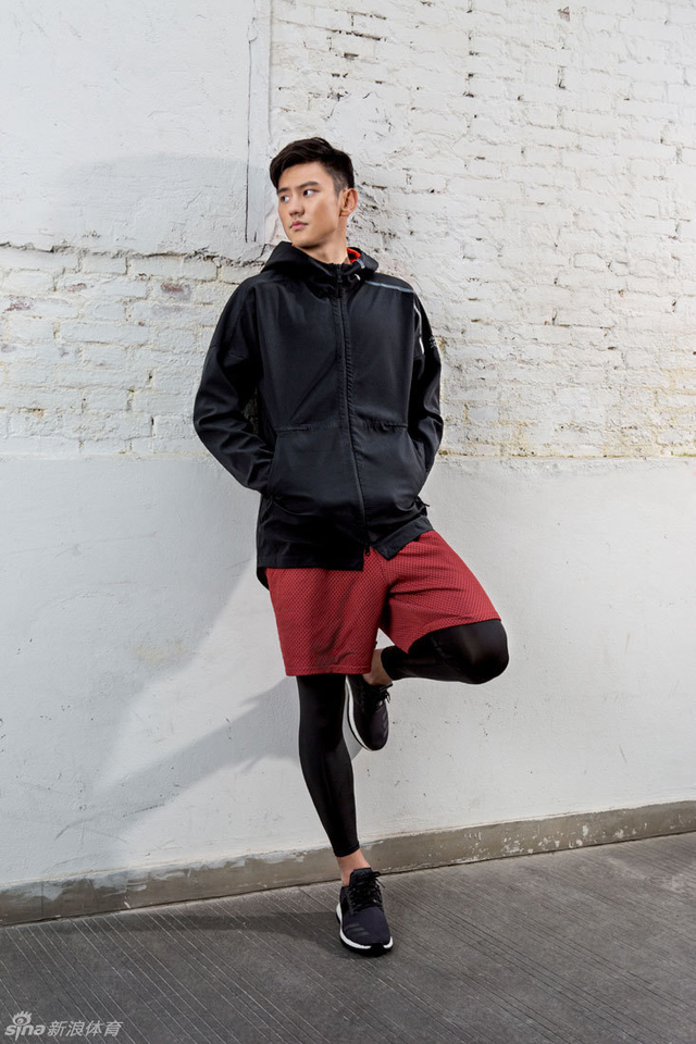 宁泽涛拍摄广告大片