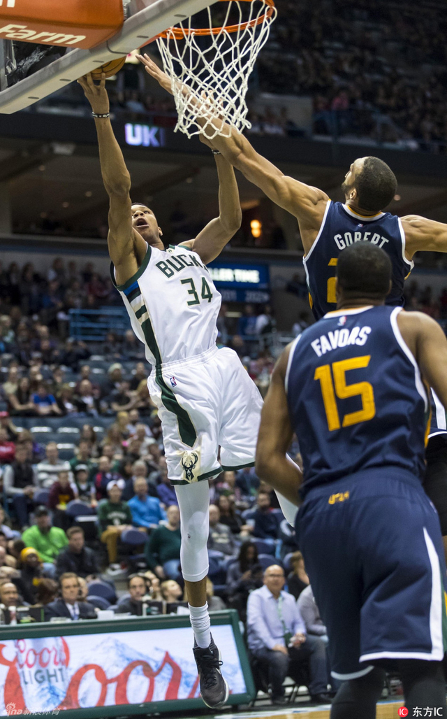 安特托孔波上篮