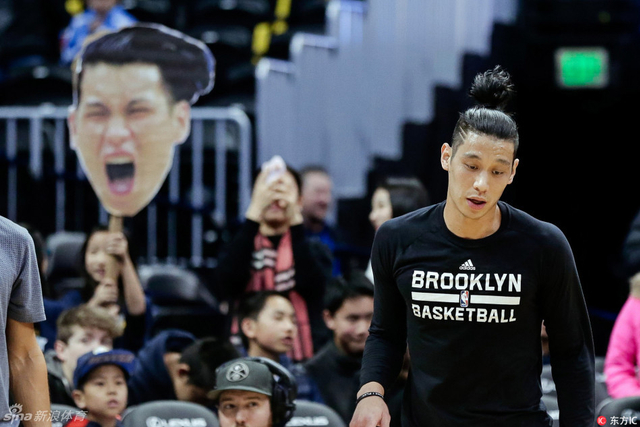 林书豪热身受追捧