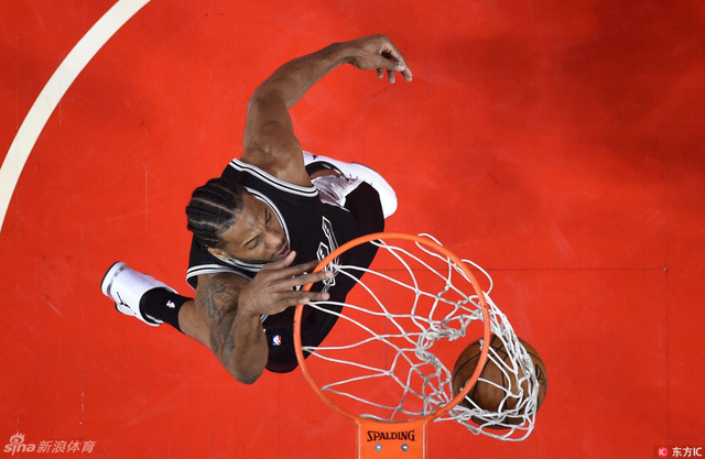 莱昂纳德扣篮
