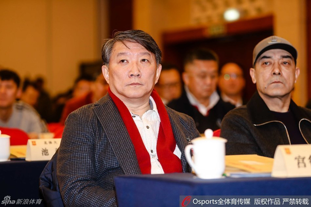 前男篮主帅宫鲁鸣出席