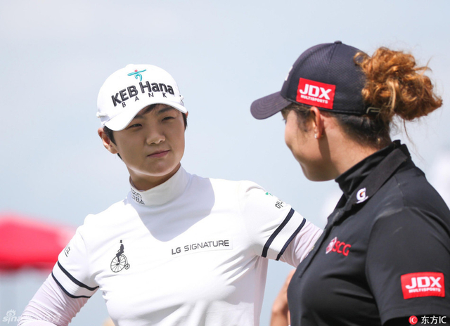 新人朴城炫与阿瑞雅同组