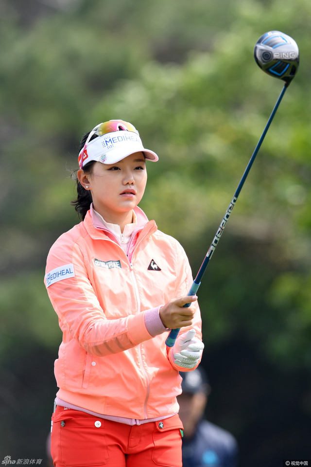 石昱婷日巡新人赛季首秀