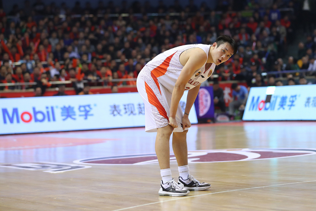 [季后赛Ⅳ]山东102-108新疆