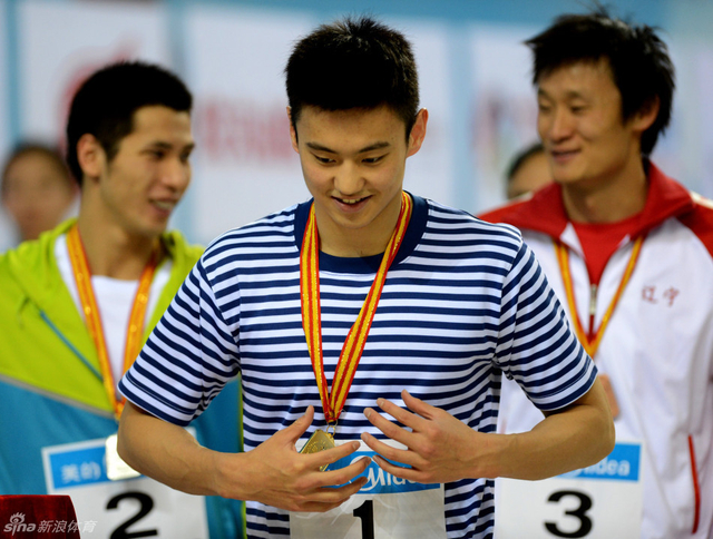 来自海军队的帅哥