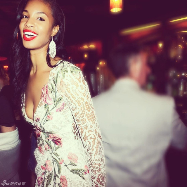  杜兰特新女友性感写真