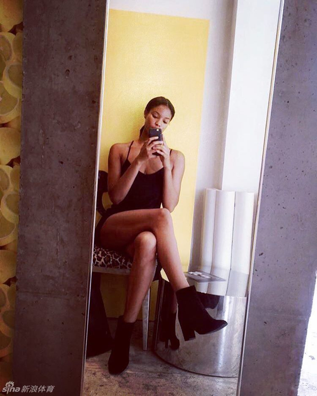  杜兰特新女友性感写真