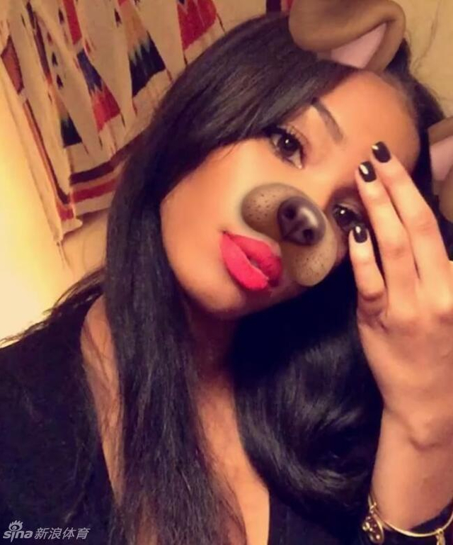  杜兰特新女友性感写真