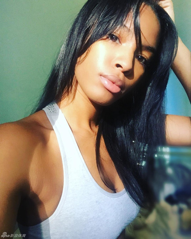  杜兰特新女友性感写真