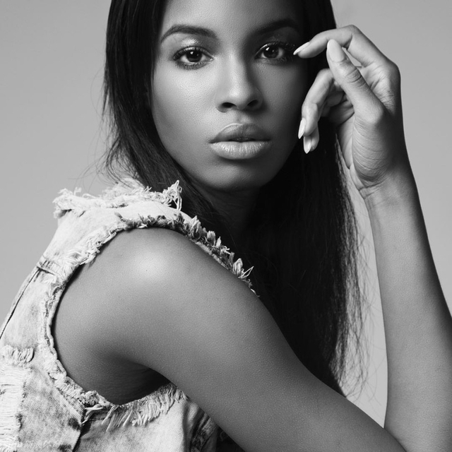  杜兰特新女友性感写真