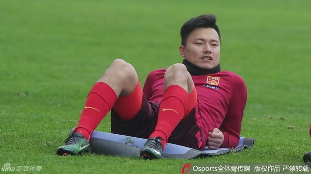 济南足球三哥是哪三个人,济南足球三哥是哪三个人啊