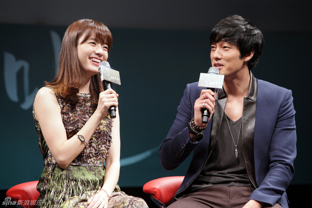 韩孝珠苏志燮亮相新片