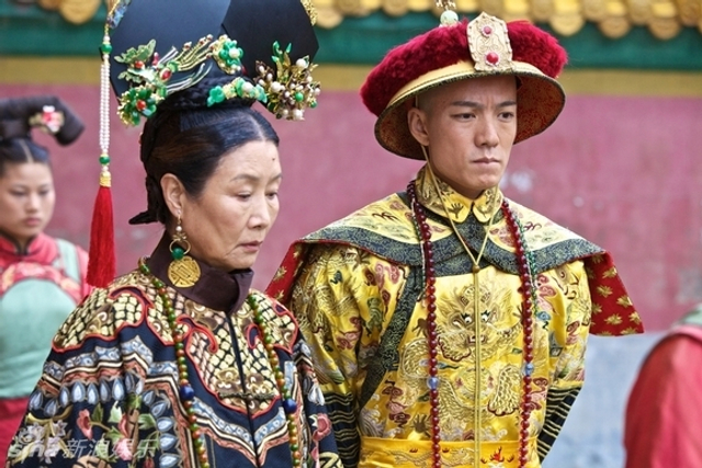 《枪炮侯》吕中许凝上演慈禧斗光绪_新浪图片