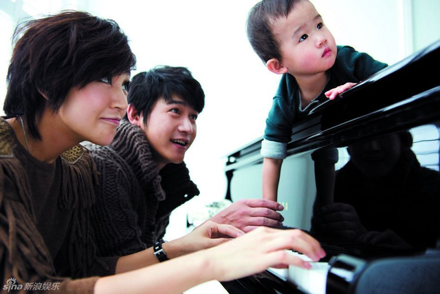 陆毅鲍蕾照片 图文 w640slw.jpg