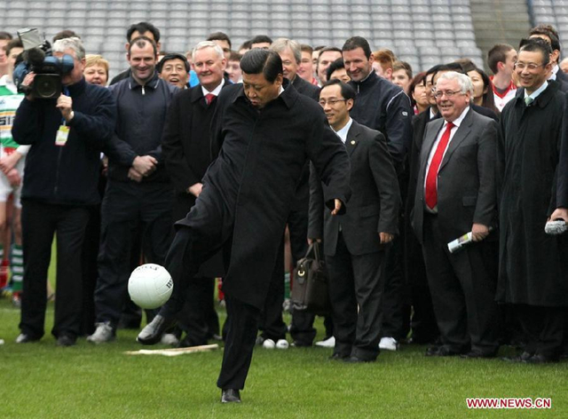 2012年2月，习近平访问爱尔兰。习近平在都柏林的第一项活动，是参观当地一个体育运动协会。