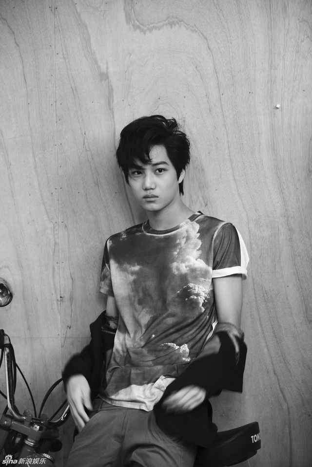 exo-k成员kai迎接二十岁成人礼_新浪图片