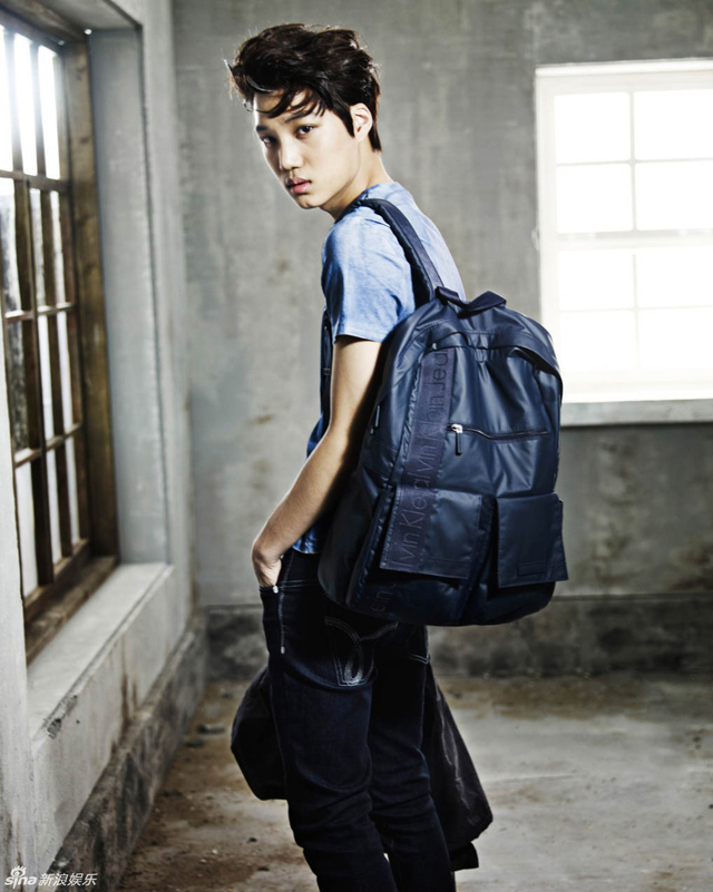 exo-k成员kai迎接二十岁成人礼_新浪图片