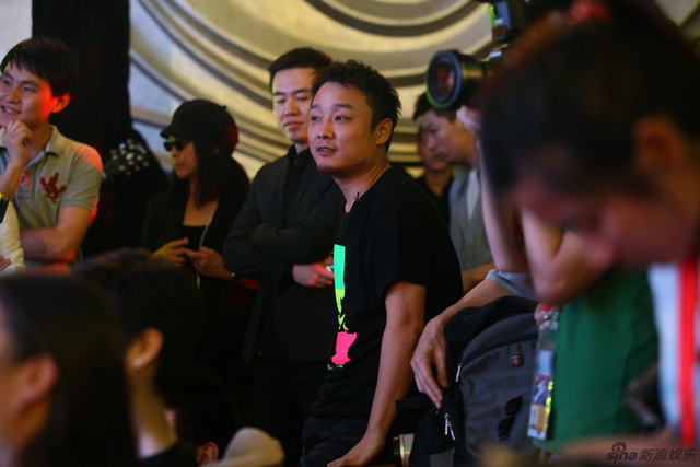 中国最强音学员曾一鸣亮相章子怡的发布会