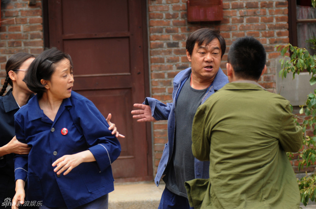 电视剧《工人大院》精彩剧照