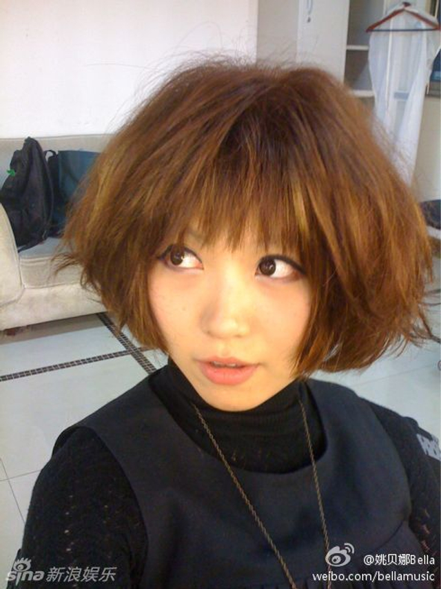 姚贝娜好声音首秀获赞 生活照活力斗鸡眼搞怪 