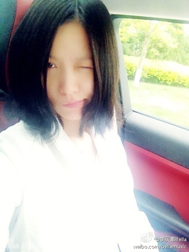 姚贝娜好声音首秀获赞 生活照活力斗鸡眼搞怪 