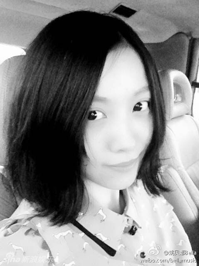 姚贝娜好声音首秀获赞 生活照活力斗鸡眼搞怪 