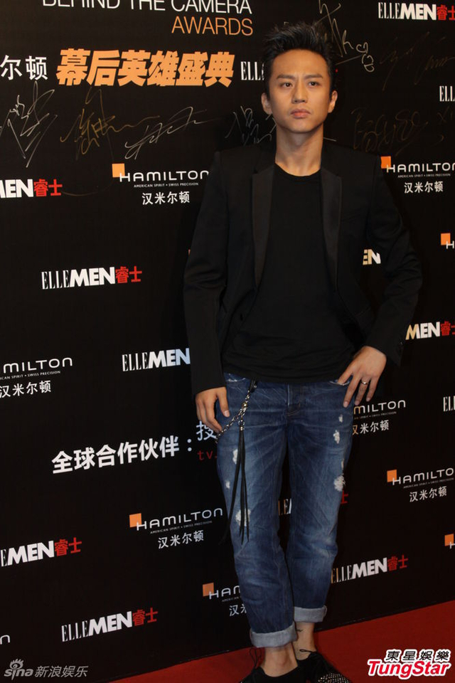 众星亮相幕后英雄盛典