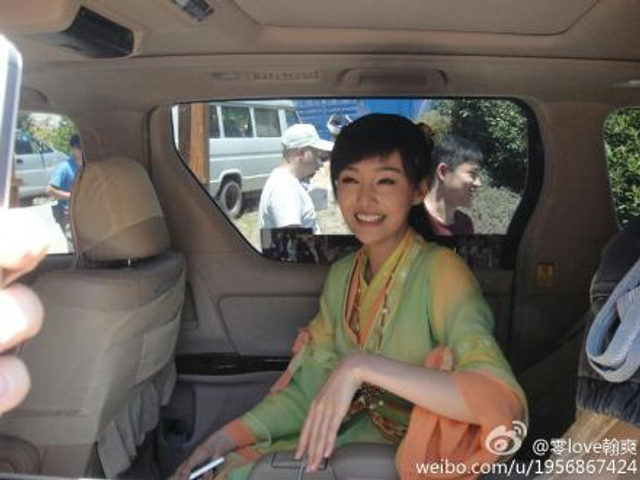 郑爽曾被拍五官变立体