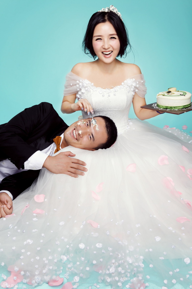 何洁婚礼单曲《我们结婚吧》宣传照曝光
