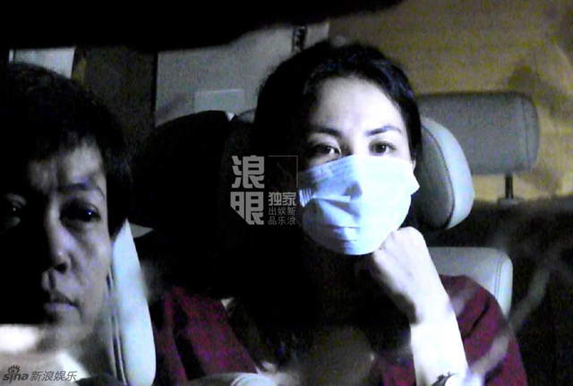 王菲离婚后现身北京 面容憔悴
