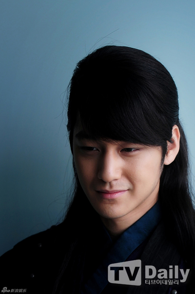 金汎温柔形象深入人心