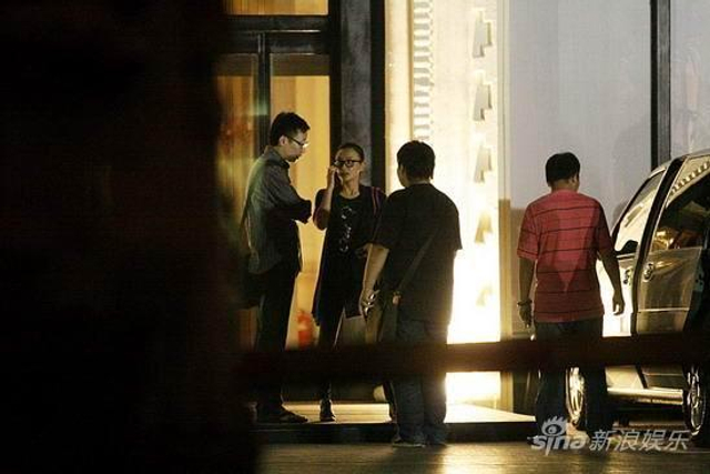 共进晚餐 到家具城采购