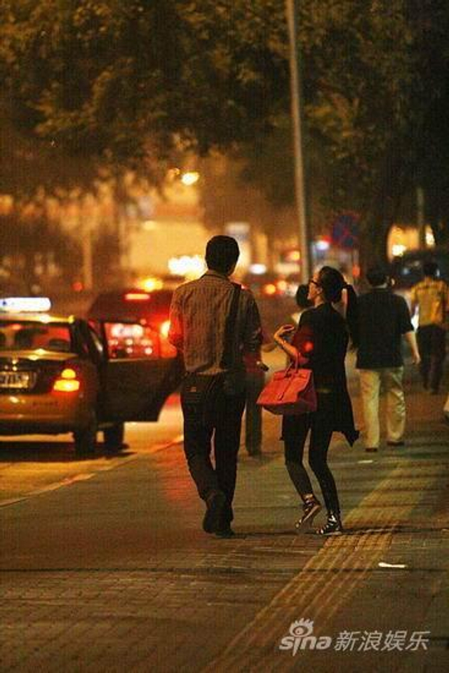 共进晚餐 到家具城采购