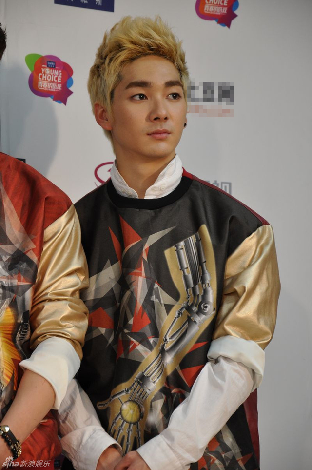 NU'EST-M成员ARON