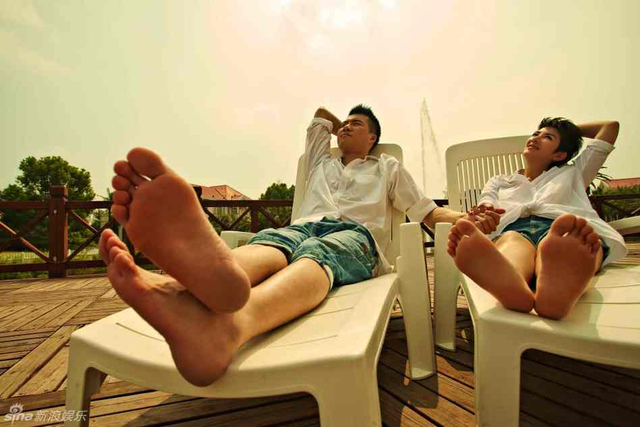 黄奕曝与黄毅清合照称重拾婚姻信心