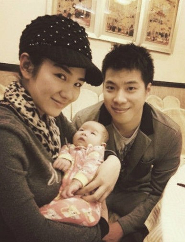 幸福的一家三口