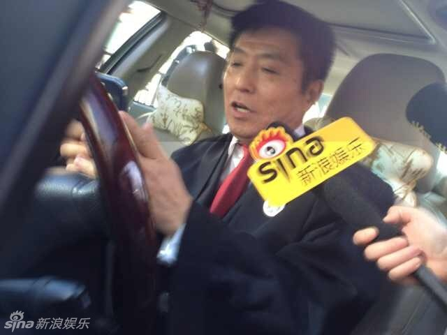 李某某案二审维持原判 李某某律师接受采访