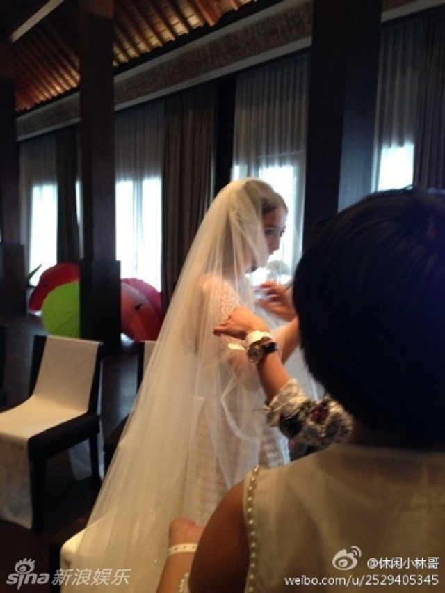 杨幂婚纱现场