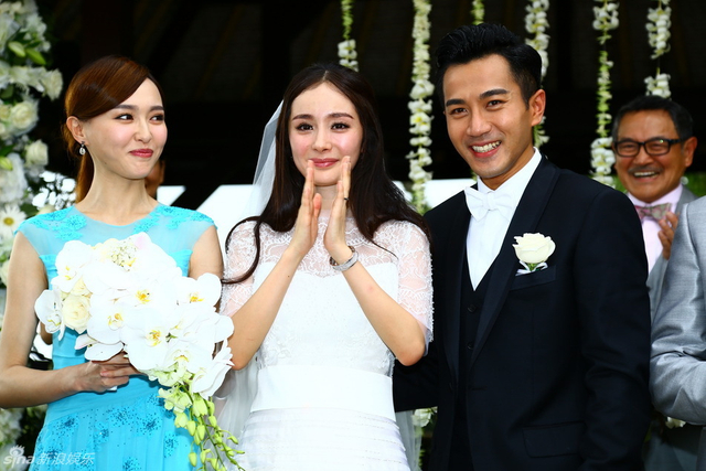 新婚夫妻与伴娘