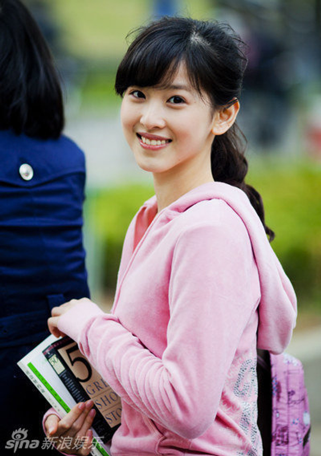 奶茶妹妹学生装